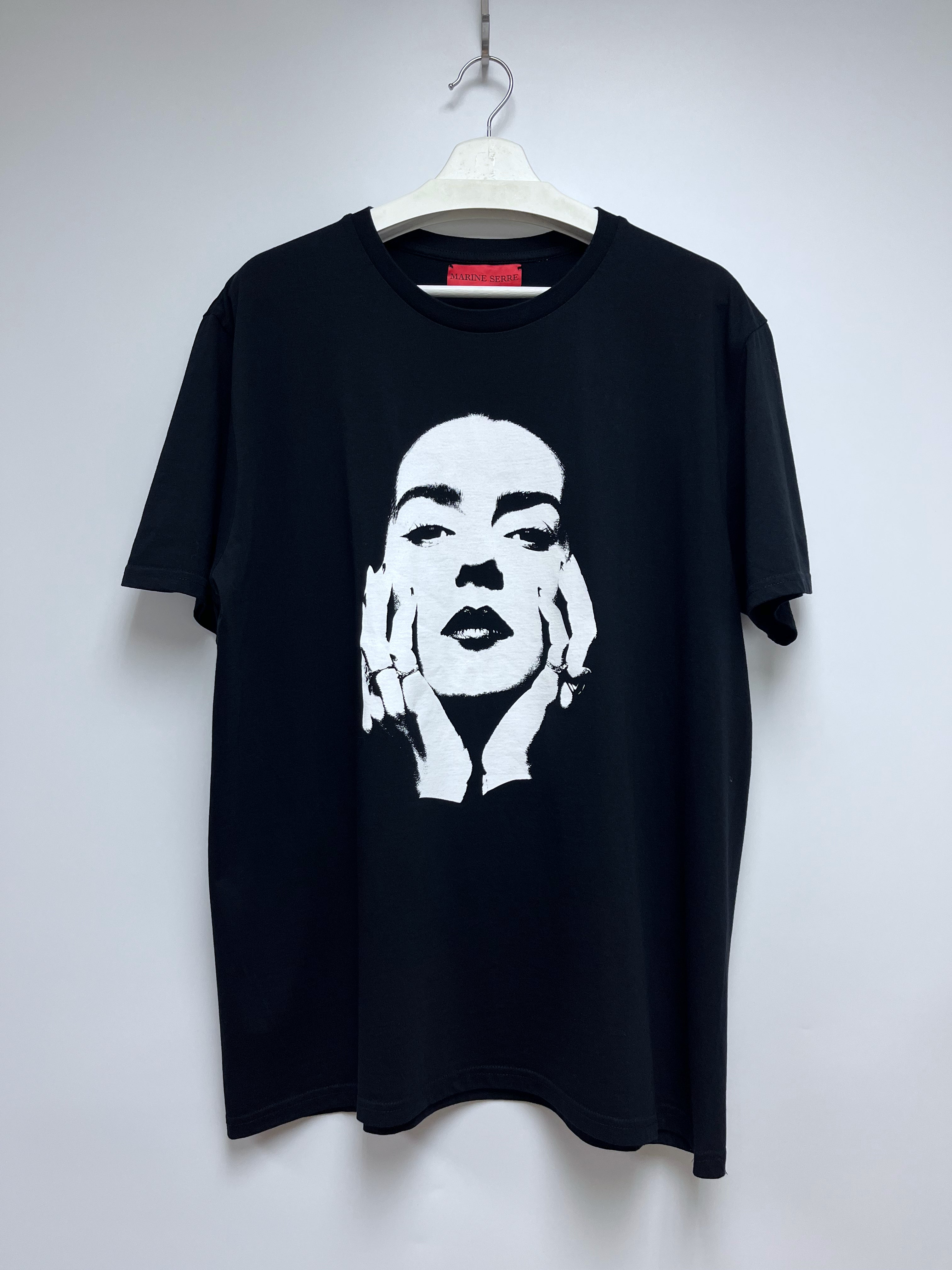 MARINE SERRE BLACK TOUR GRAPHIC T-SHIRT WITH A WOMAN HOLDING HER HEAD