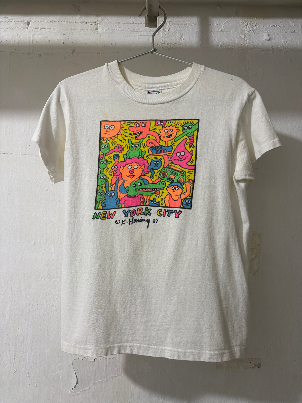 VINTAGE 1990S HANES BEEFY T 'KEITH HARING NEW YORK CITY' YOUTH T-SHIRT