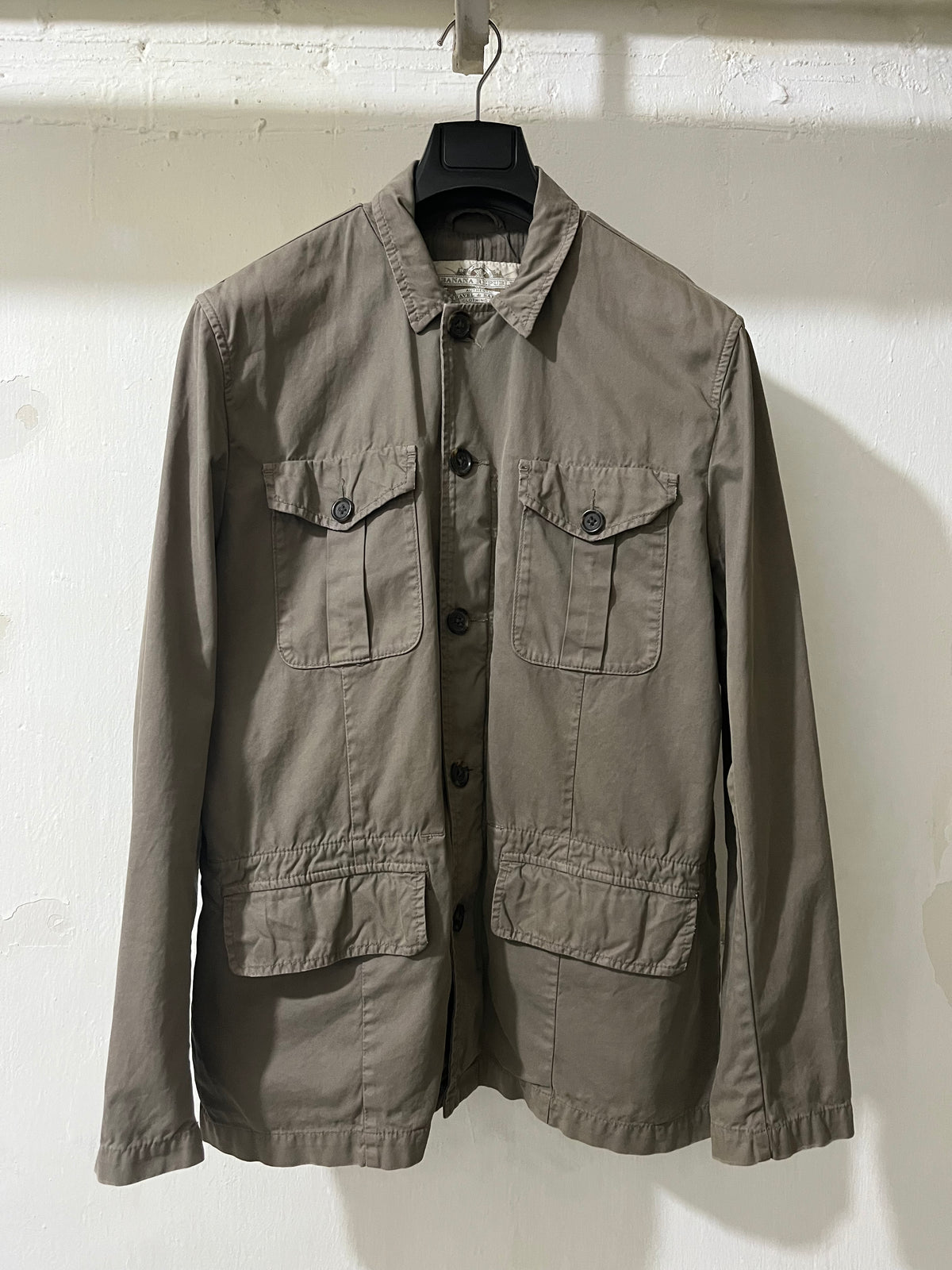 90S BANANA REPUBLIC SAFARI JACKET IN BEIGE WITH MULTIPLE POCKETS