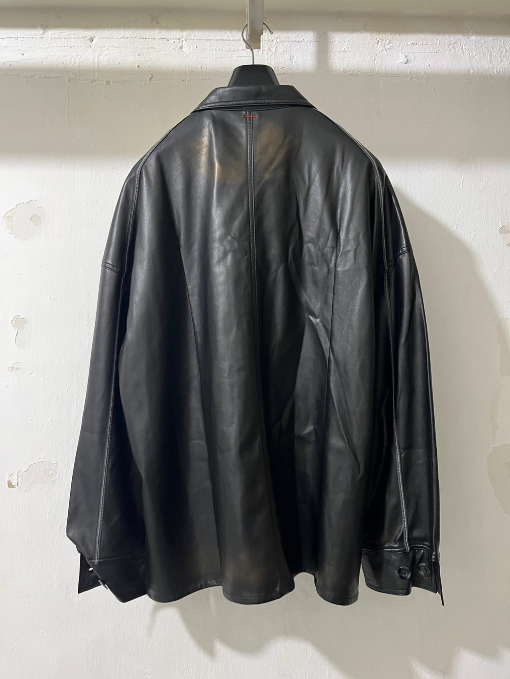 SHINYAKOZUKA HORIZONTAL FAUX LEATHER SHIRT