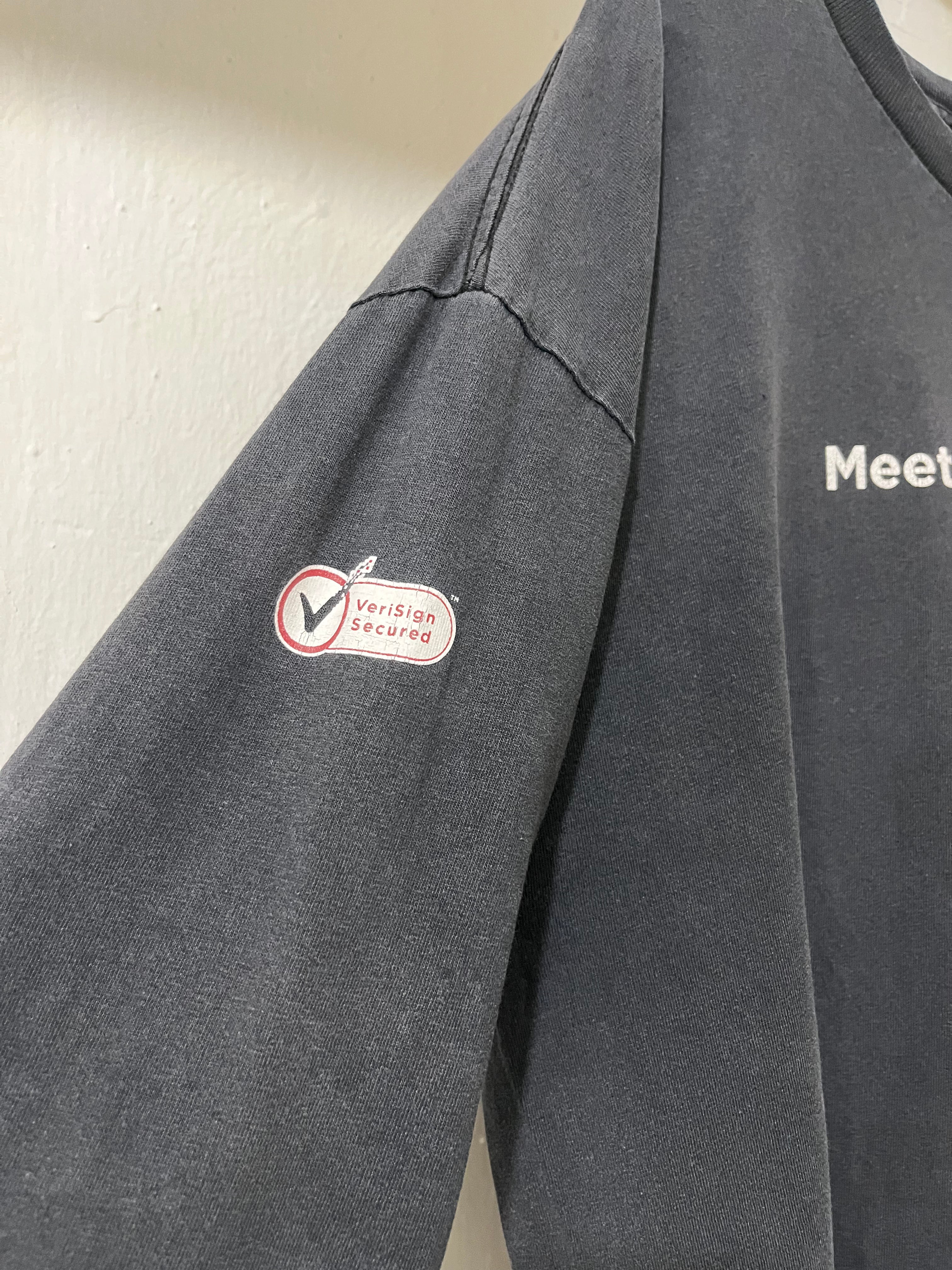 2000S VINTAGE AAA 'MEET ME AT THE BAR' LONG SLEEVED T-SHIRT