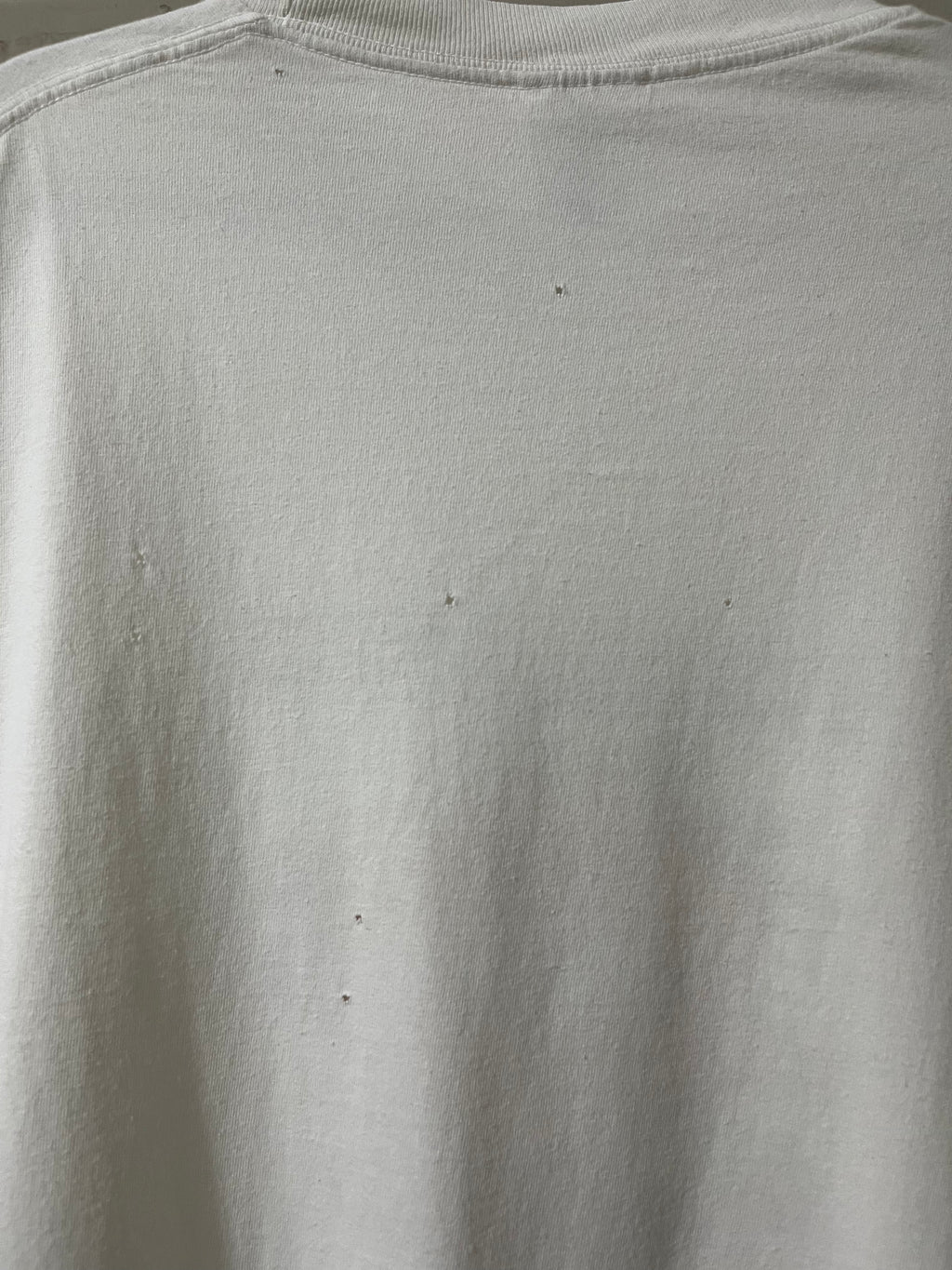 VINTAGE 2000S CALVIN AND HOBBES 'PASSING GAS' T-SHIRT