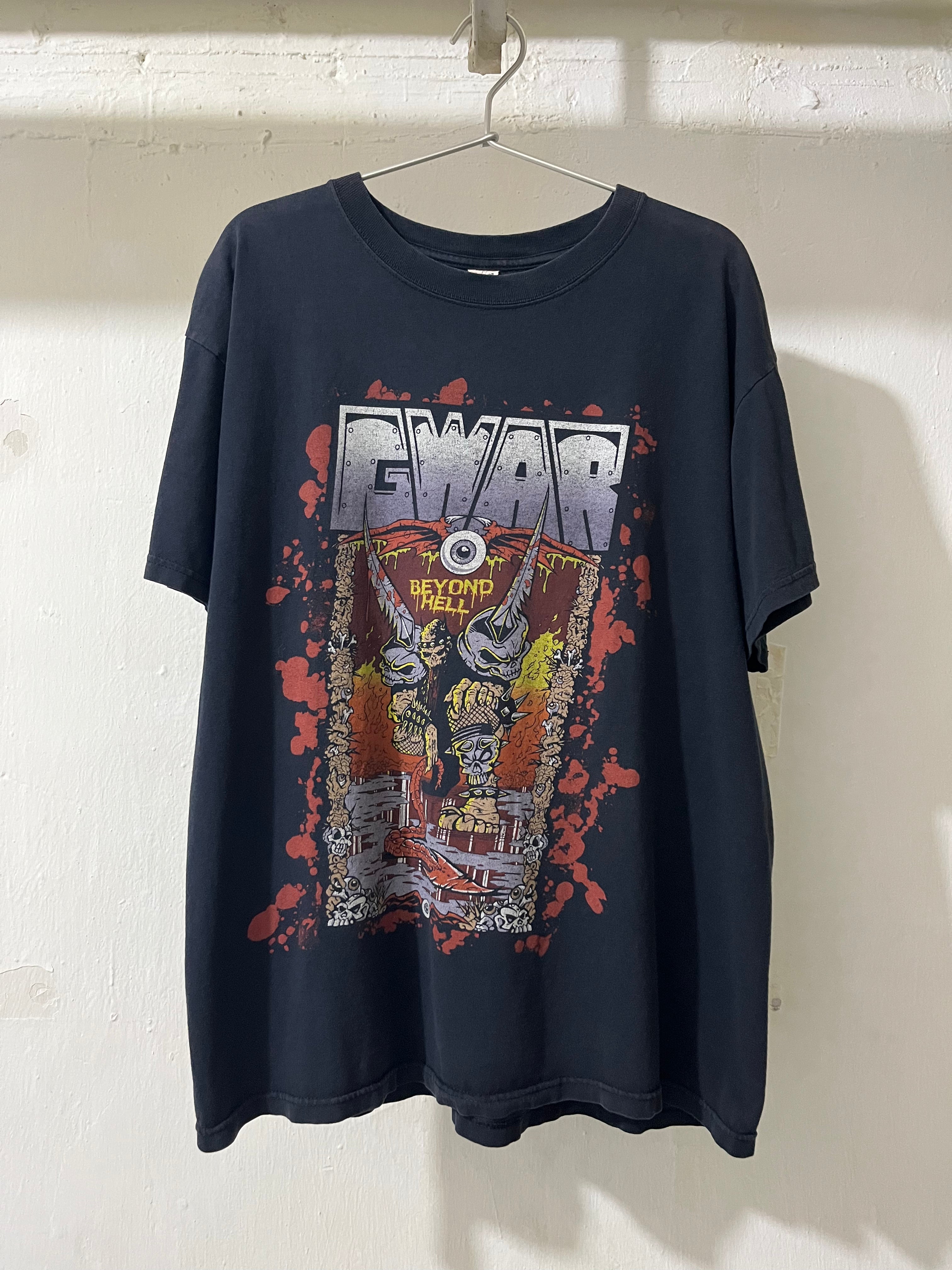 BLACK T-SHIRT WITH GWAR GRAPHIC 'BEYOND HELL' 