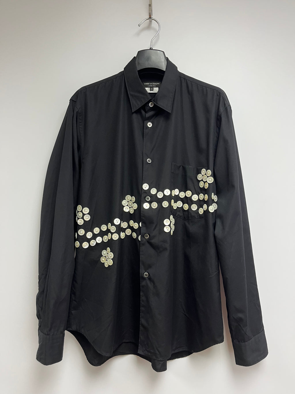 COMME des GARÇONS HOMME PLUS STITCHED BUTTONS SHIRT